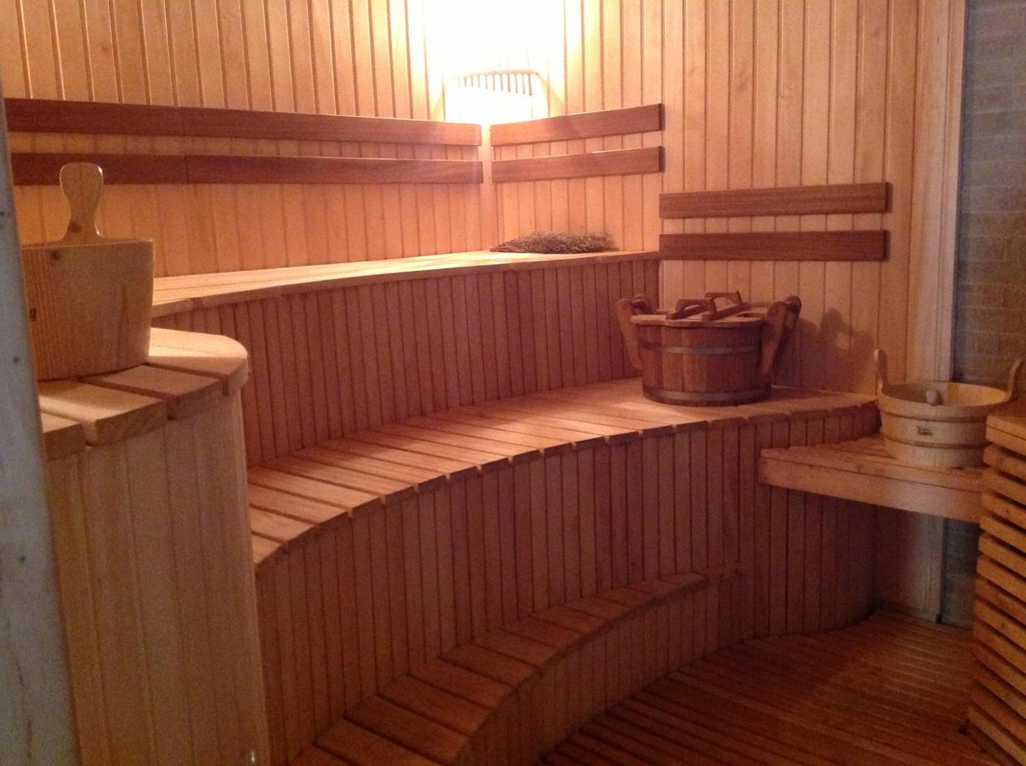 Hotel Bannyi Dvir Uzyn المظهر الخارجي الصورة