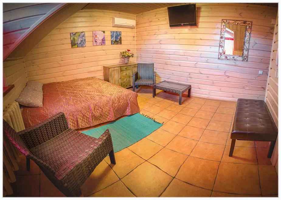 Hotel Bannyi Dvir Uzyn المظهر الخارجي الصورة